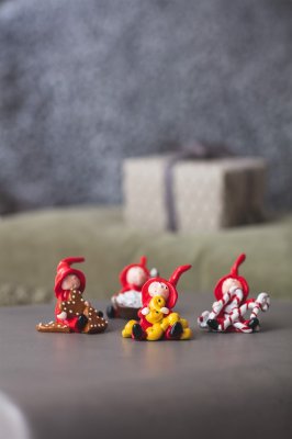 Nisse med grötskål