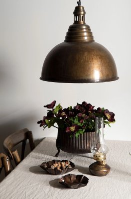 Stor taklampa i antik guld och brunt 