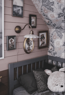 Vägglampa Gustav i antik guld