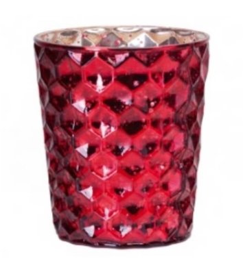 Mönstrade ljusglas i röd klar fattigmanssilver . Med färgad utsida och silver beströdd insida. Tillverkade i glas. Finns i två s