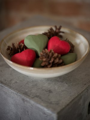 Hjärta i trä rött och grönt