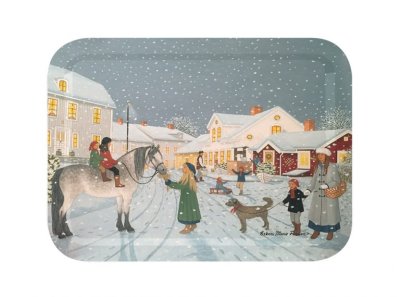 Vacker bricka Snöfall. Av konstnären Erkers Marie Persson från Leksand. Tillverkad av  formpressade i björkfanér och går bra att