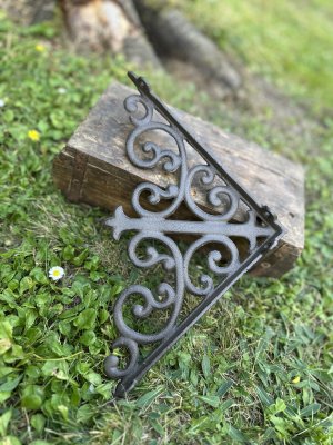 Stor konsol i smide 24*24cm 