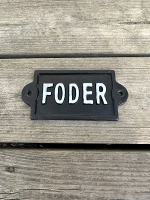 Skylt FODER i järn
