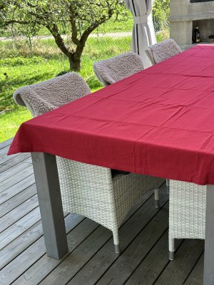 Stor röd duk Ella i återvunnet textil material