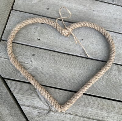 Hjärta med rep i större modell 