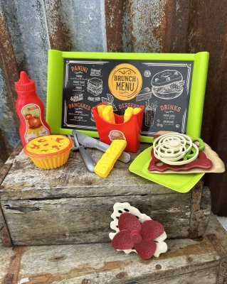 Leksaks mat byggbar pizza med pommes och tillbehör