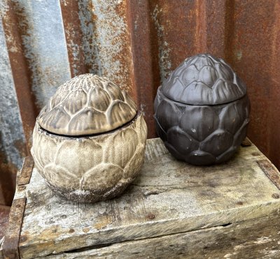 Kronärtskocka ask i keramik 