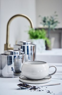 Vacker och elegant Te burk i silver 