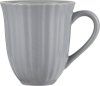 Mynte kopp med öra i nyans French Grey. Tillverkad i stengods av hög kvalité. Se mer info i produkt kategorin ovan. H: 10 Ø: 9,