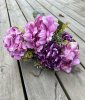 Vacker stor bukett med mixade blommor