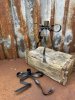Vacker och elegant rosett ljusstake i metall 