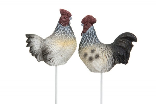 Vacker tupp och höna på stick/pinne att dekorera med. Sticka ner i en blomma i en krans eller liknande. Finn i två modeller -Hön