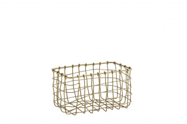 Mindre korg i en gammeldags antik guld färgad nyans och fil de fer stil. Finns i tre olika modeller. -Oval -Rund -Avlång Passand