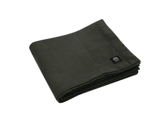 Stor Grön / Olivgrön duk Maja i återvunnet textil material
