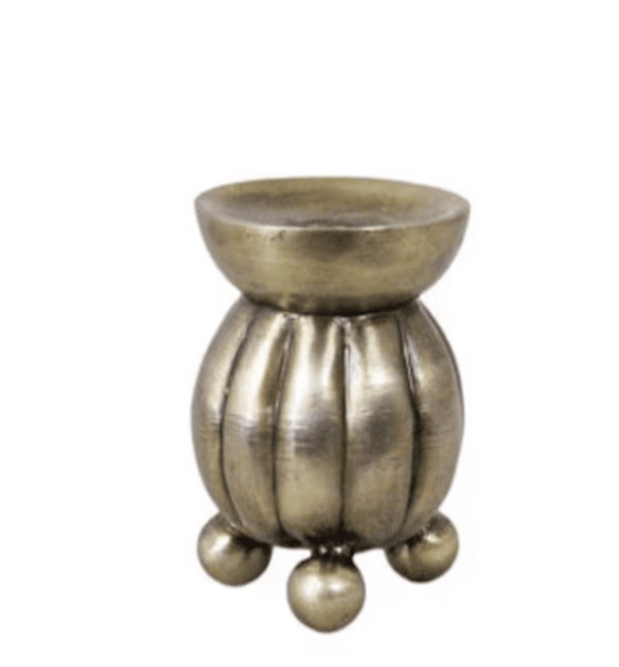 Ljusstake i antik guld på kul fötter