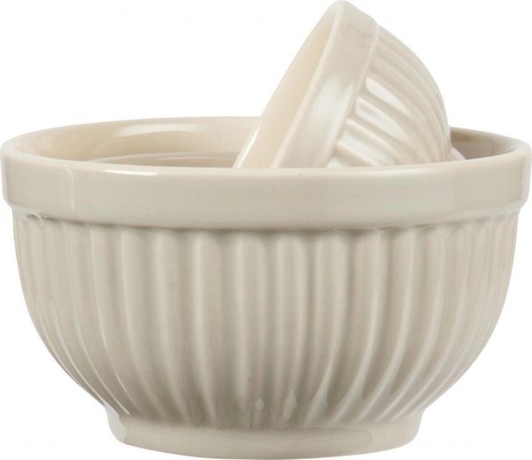 Mynte 3 set skålar i nyans Latte. Mindre skålar i tre olika storlekar. Tillverkad i stengods av hög kvalité. Se mer info i produ