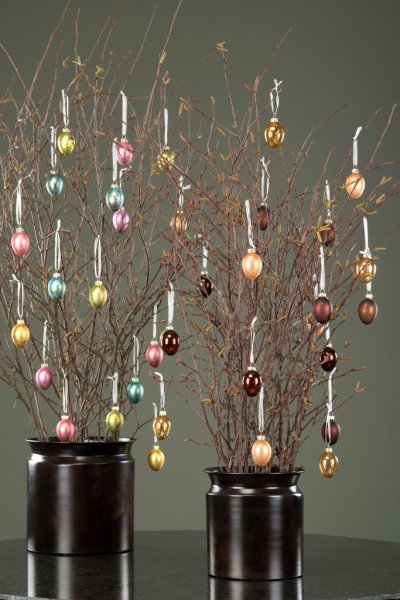 Ägg i glas att dekorera med, ligger färg mixade i 10st ägg per förpackning. Går i vackra nyanser av koppar, guld och brunt. Med