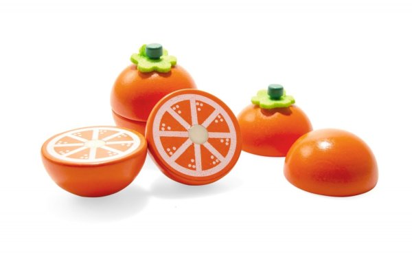 Apelsin i trä som sitter ihop med magneter så man kan leka med dom bygga och dela på. Perfekt för leksaks köket.  Mäter    Sälje