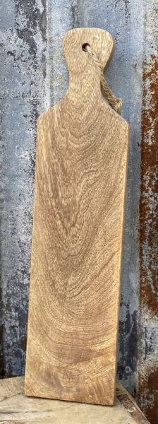 Natur serie med skärbräda i trä och skålar i magnoträ. Perfekt för tapas och lika praktiska som snygga att servera på. Finns i t