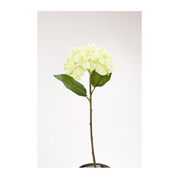 Utslagen hortensia i ljus gröna nyanser med gröna blad. Välarbetad och verklighetstrogen konstblomma. I kvist/gren modell om en