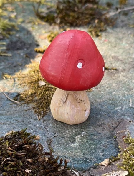 Nisse inredning, tillbehör till jullandskap, julbyar mm. Finn i flera olika modeller. -Bord med gröt & pepparkakor -Vedtrave me