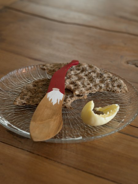 Klassisk smörkniv med tomte 
