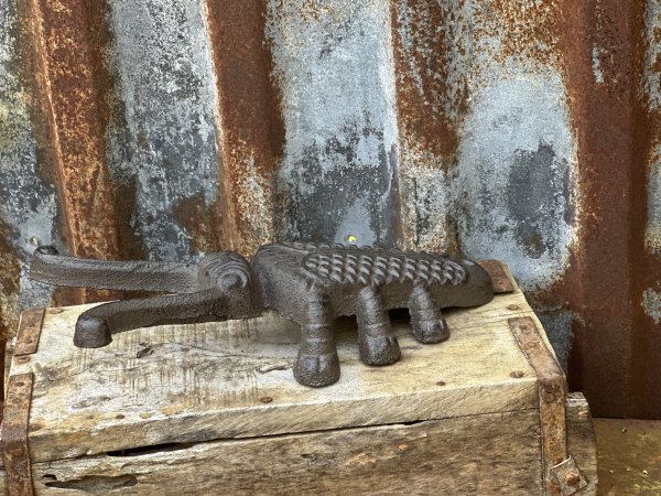 Klassisk stövelknäckt i järn