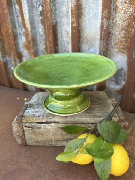 Spansk handgjord grönt fat på fot 