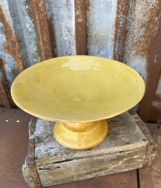 Spansk handgjord gul skål på fot 