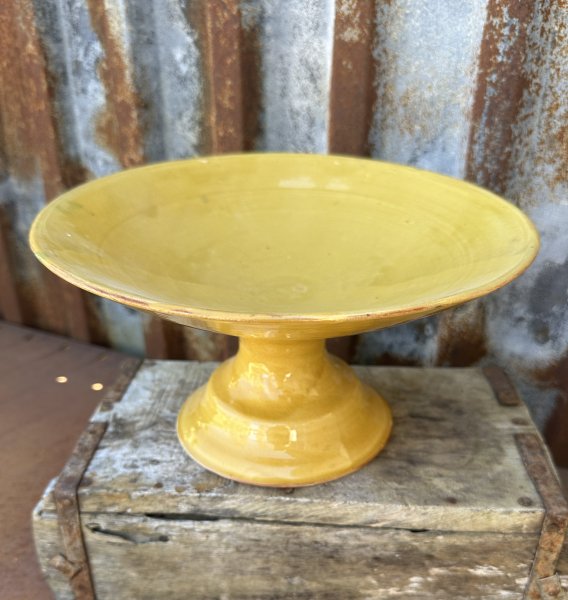 Spansk handgjord gul skål på fot 