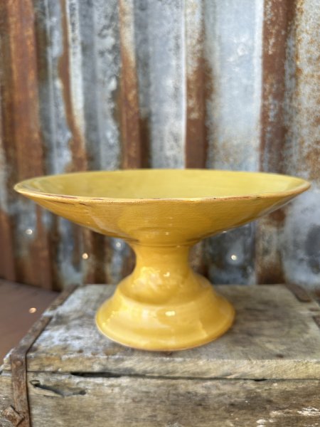 Spansk handgjord gul skål på fot 