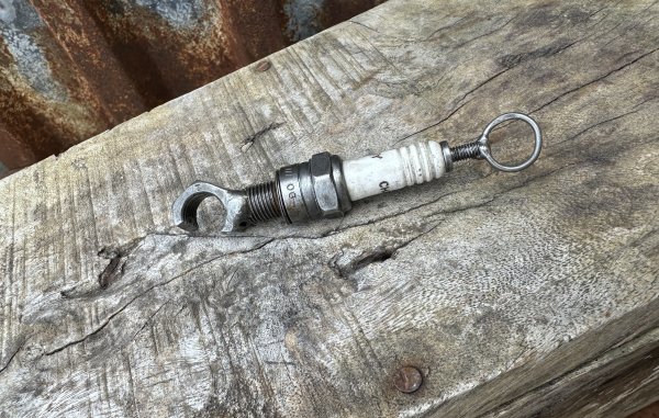 Kapsylöppnare tändstift återvinning verkstad