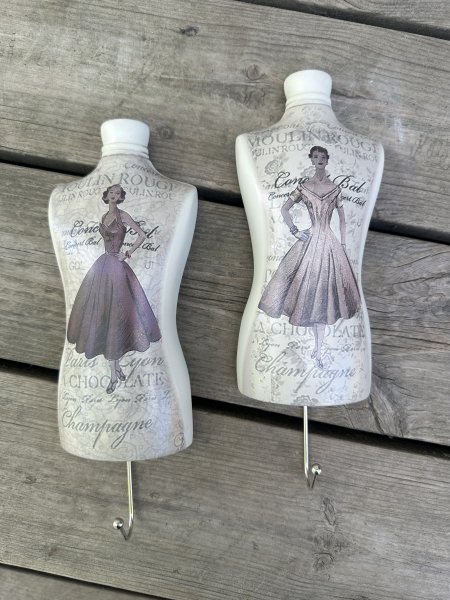Elegant hängare / krok med retro nostalgi motiv