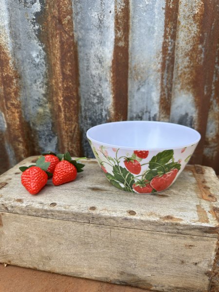 Skål Sommar med jordgubbar