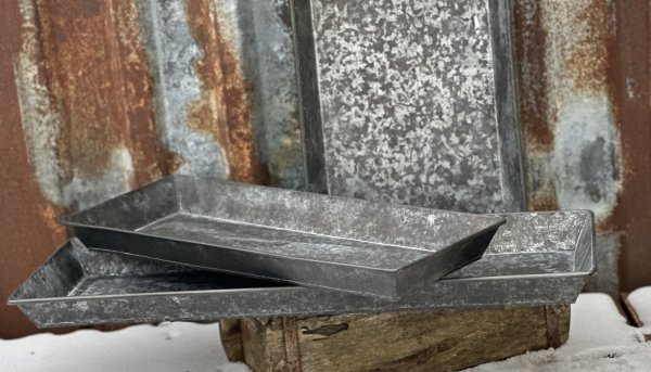 Avlång större zink bricka i grå svart nyans 