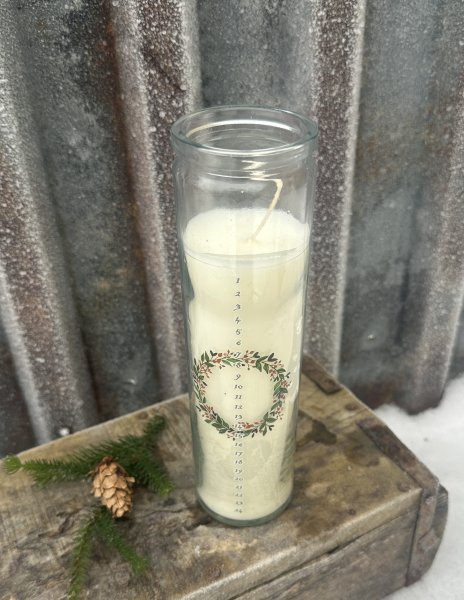 Adventsljus / kalenderljus i glas med siffror