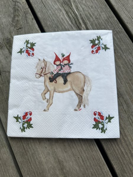 Servetter Tusse med Nissar på häst
