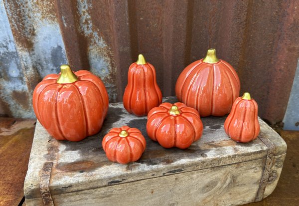 Röd Orange pumpa i keramik