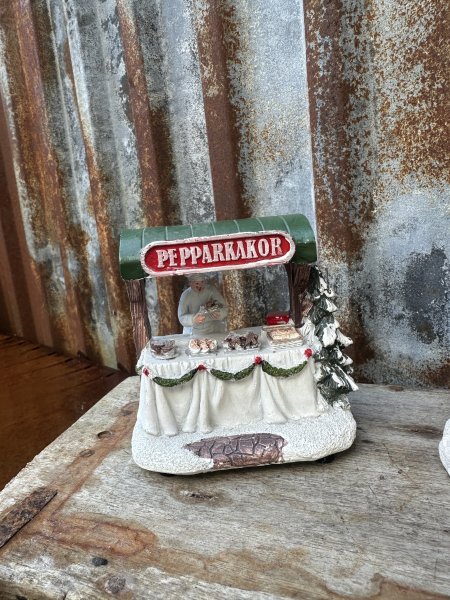 Julmarknadsstånd med belysning