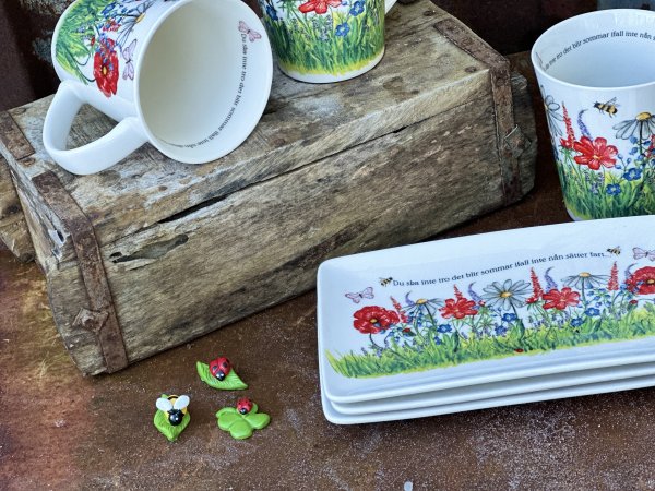 Sommar porslin med blommor och text