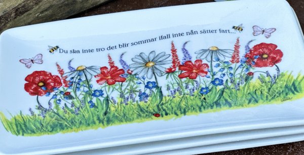 Sommar porslin med blommor och text