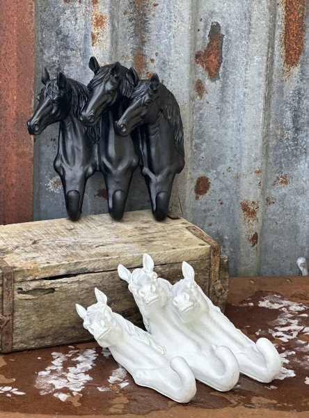 Häst krok hängare med tre hästar