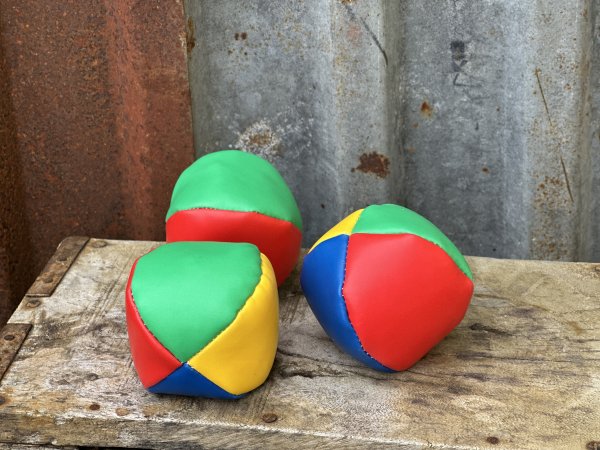 Jonglerbollar 3-pack med färgglada bollar