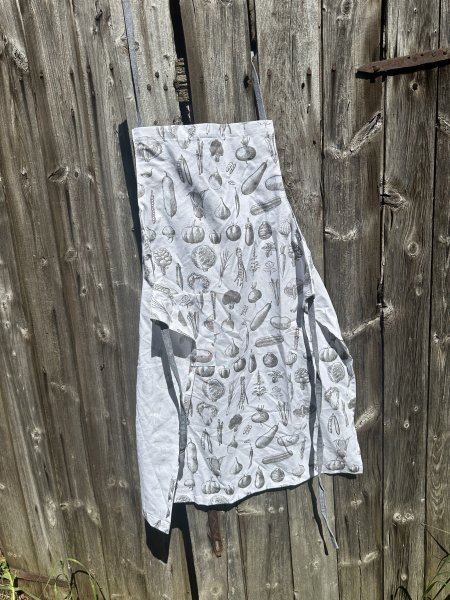 Kökshandduk förkläde och grytlapp grönsaker i vitt och grått