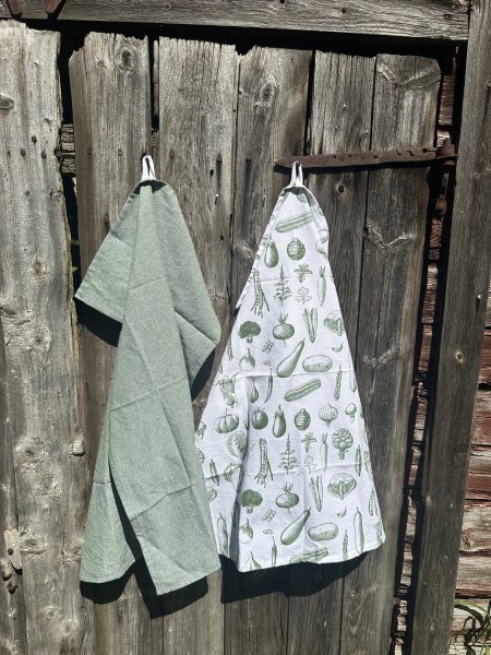 Kökshandduk förkläde och grytlapp grönsaker i vitt och grått