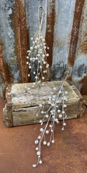 Vacker och elegant mistel i silver och guld glitter med pärlor 