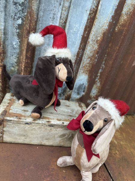 Taxon jul hund Tax med tomteluva 
