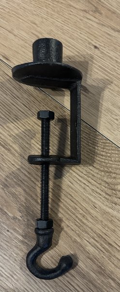 Ljusstake skruvbar modell i ruffig industri stil