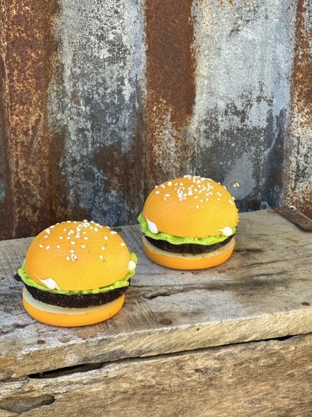 Konstgjord mindre hamburgare att dekorera med 